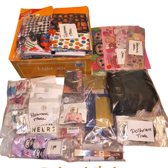 BUNDLE TRADE- PIXIE_LUSH - Picture 1 of 2